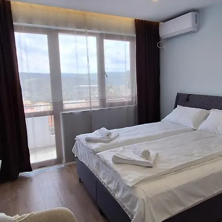 Mint 2 Apartment *