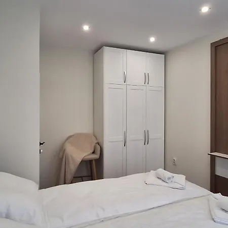 Apartment Mint 2 *